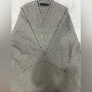 NWT Fear of God Essentials Football T Shirt Mens Size S Gray